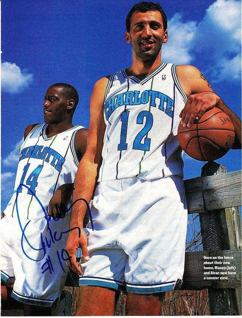 fbc0a7f47a7803aa0afd521e4f5159fe - AutographsForSale.com