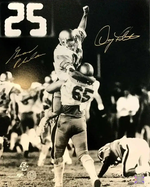 fec15a373d5400c08d56547bc0a1b667 - AutographsForSale.com