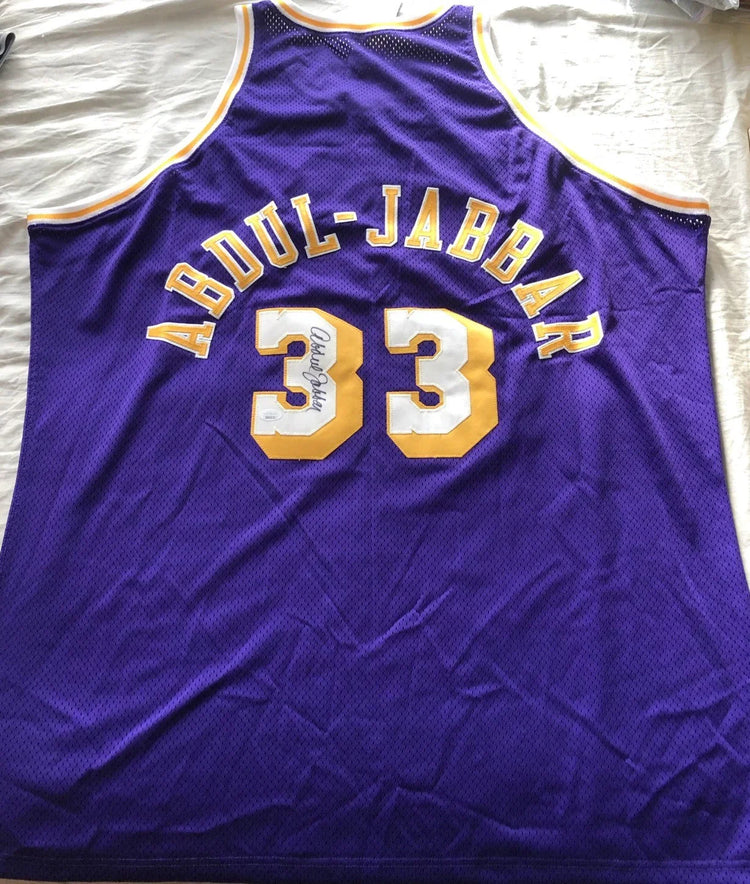 Kareem Abdul-Jabbar signed LA Lakers 1979-80 Mitchell & Ness jersey JSA - AutographsForSale.com