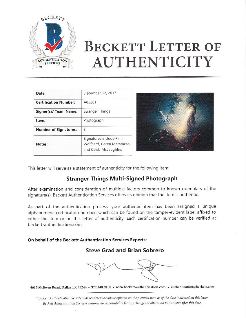 Gaten Matarazzo Caleb McLaughlin Finn Wolfhard autographed Stranger Things 11x14 photo BAS