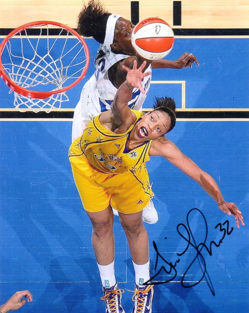 Tina Thompson autographed WNBA Los Angeles Sparks 8x10 photo