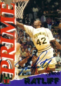 Theo Ratliff certified autograph Wyoming Cowboys 1995 Signature Rookies card