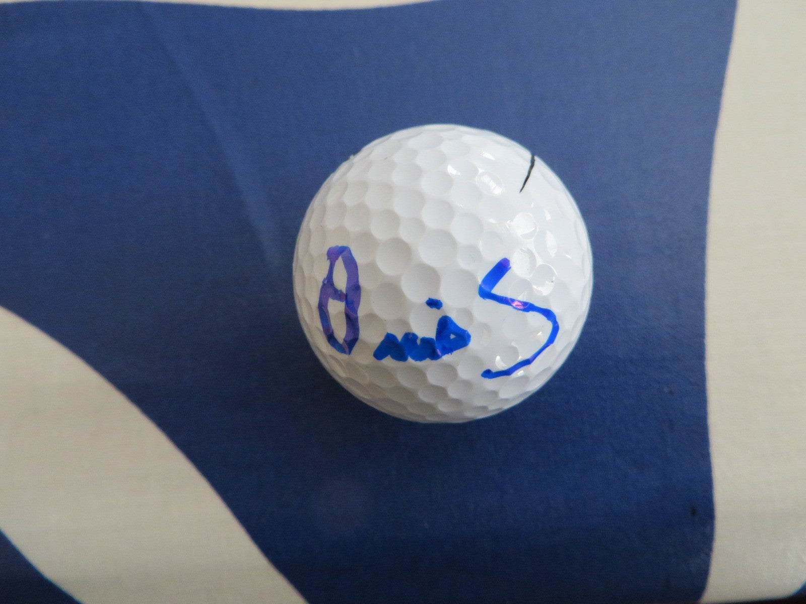 Ollie Schniederjans autographed golf ball